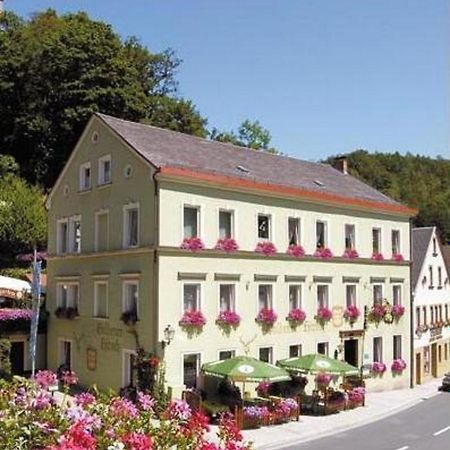 Gasthof&Hotel Goldener Hirsch Bad Berneck im Fichtelgebirge Exterior foto